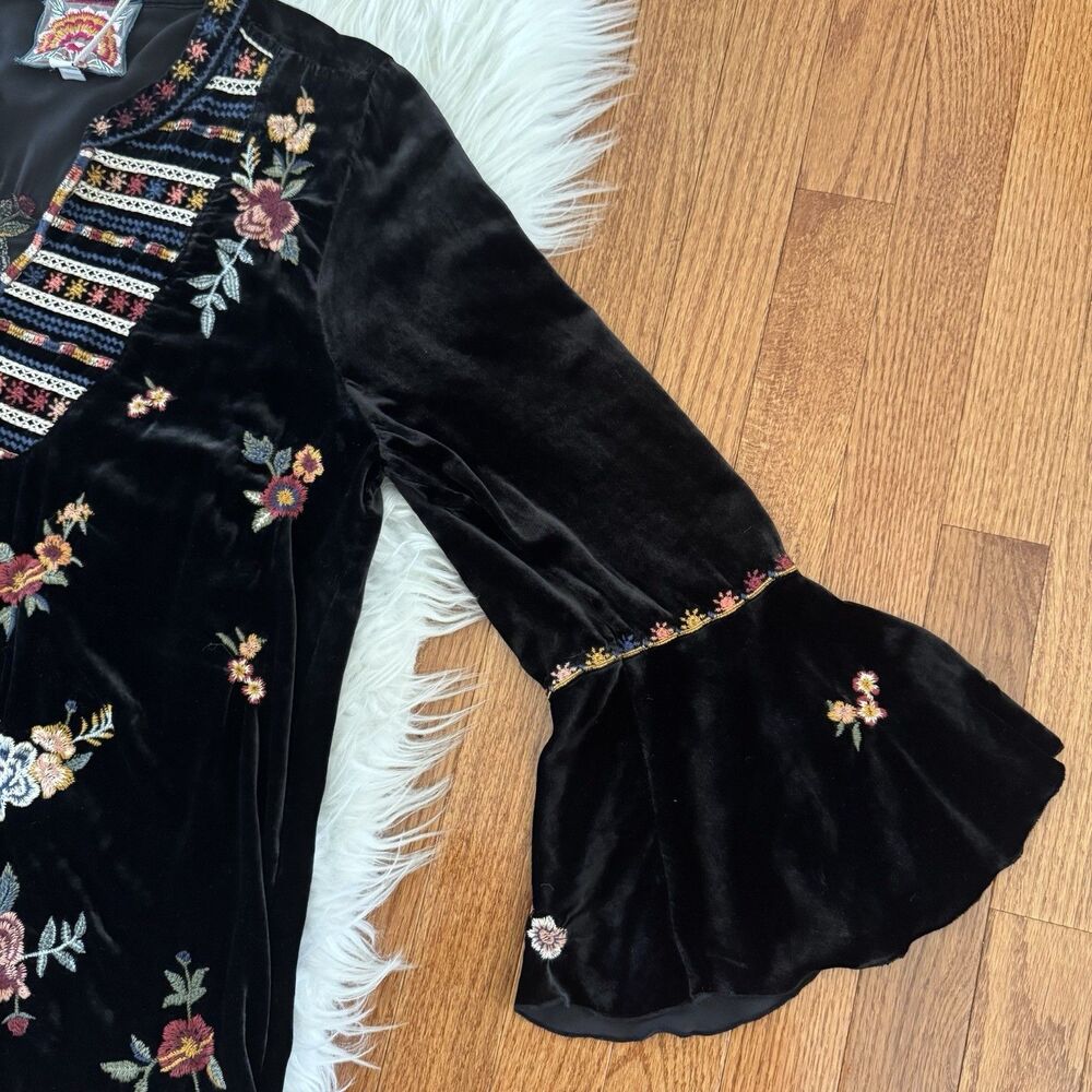 Johnny Was Sisilia Floral Embroidered Velvet Peasant Blouse Large Silk Boho NWT - Picture 9 of 12